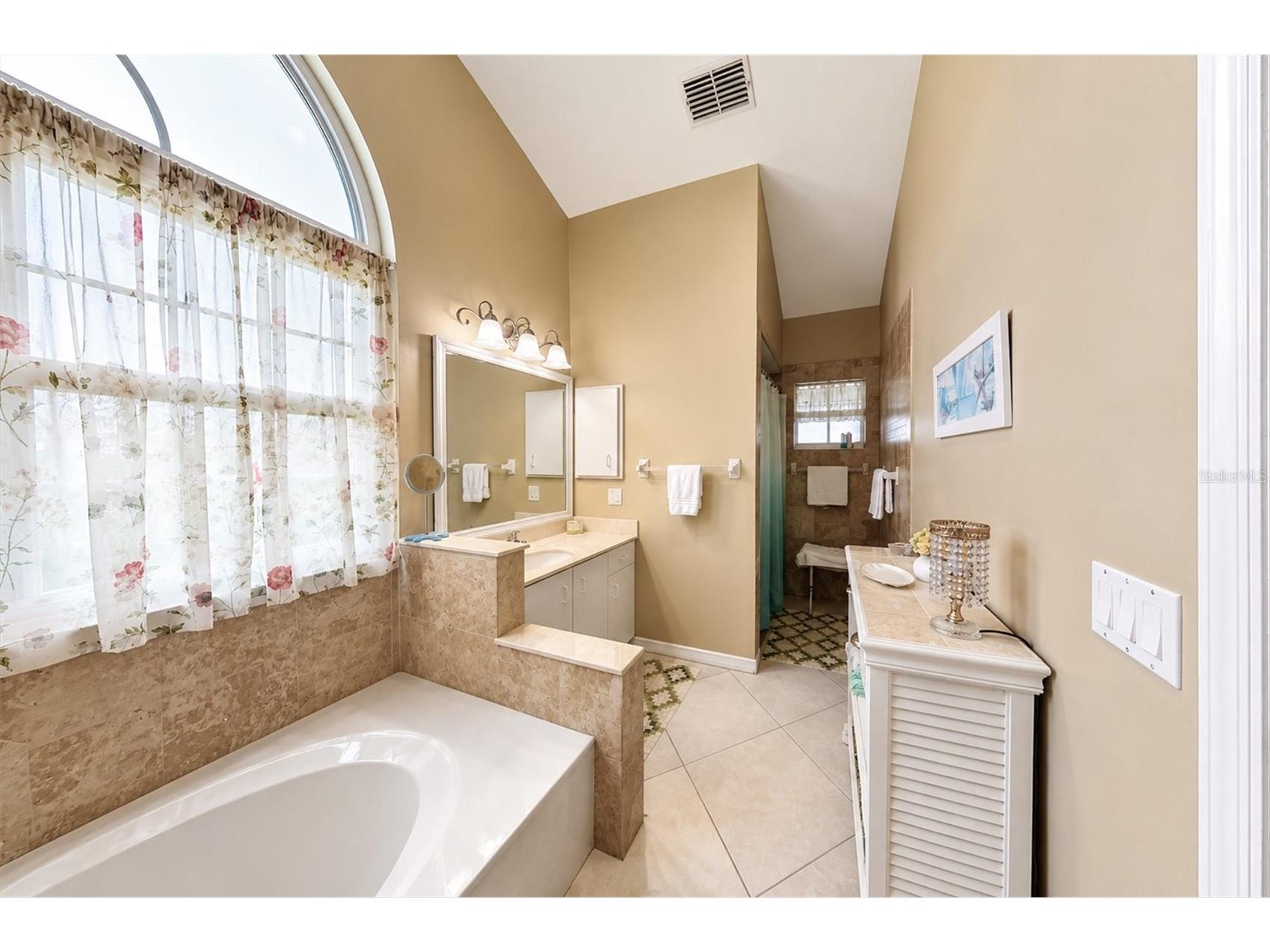 1703 Moon Drive Venice FL 34292 C7527580 image34