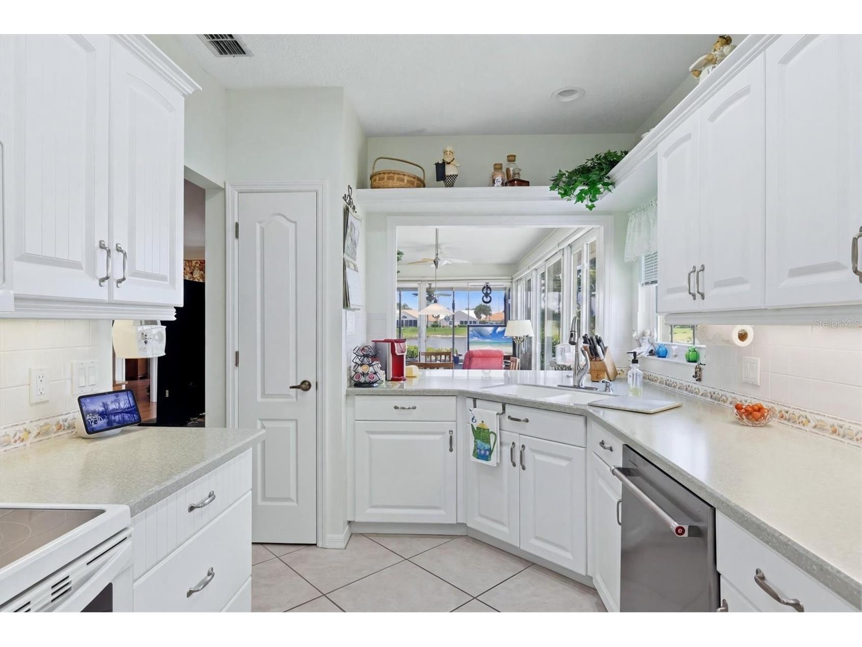 1703 Moon Drive Venice FL 34292 C7527580 image9