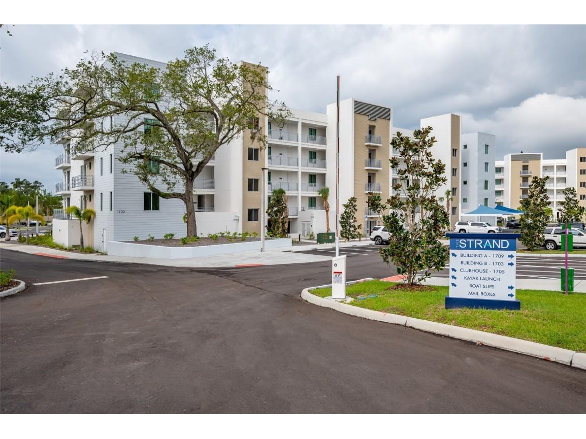 1703 N Tamiami Trail #205 Sarasota FL 34234 - WHITAKER BAYOU A4603659 image1