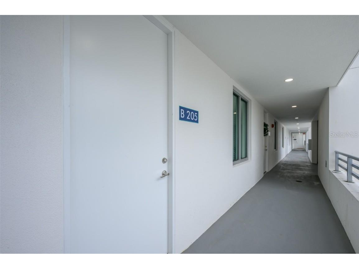 1703 N Tamiami Trail #205 Sarasota FL 34234 - WHITAKER BAYOU A4603659 image2