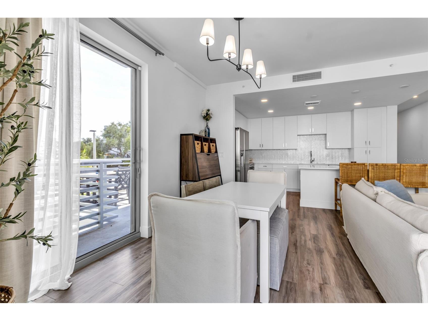 1703 N Tamiami Trail #211 Sarasota FL 34234 - WHITAKER BAYOU AND SARASOTA BA A4693274 image13