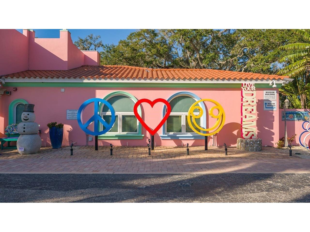 1703 N Tamiami Trail #404 Sarasota FL 34234 A4673230 image63