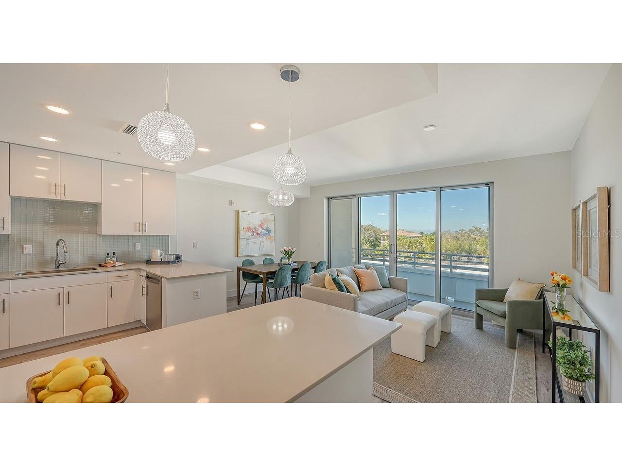 1703 N Tamiami Trail #404 Sarasota FL 34234 A4673230 image8