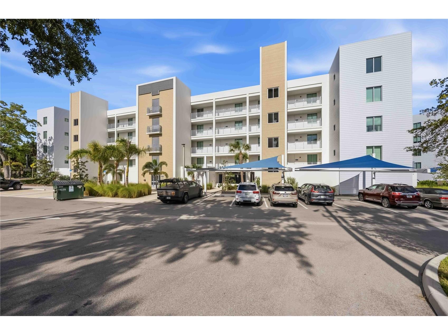 1703 N Tamiami Trail #406 Sarasota FL 34234 - WHITAKER BAYOU A4689232 image1