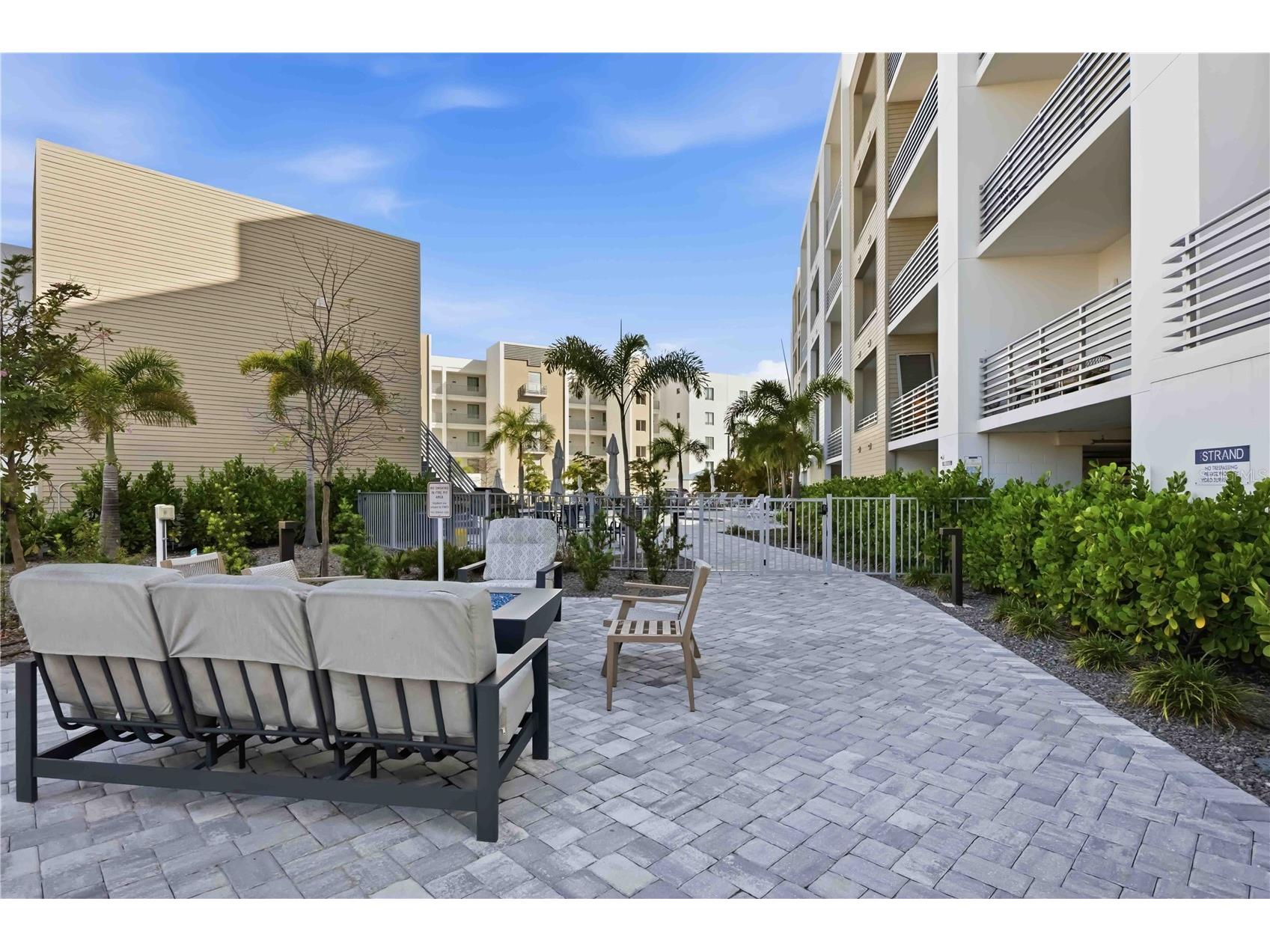 1703 N Tamiami Trail #406 Sarasota FL 34234 - WHITAKER BAYOU A4689232 image3
