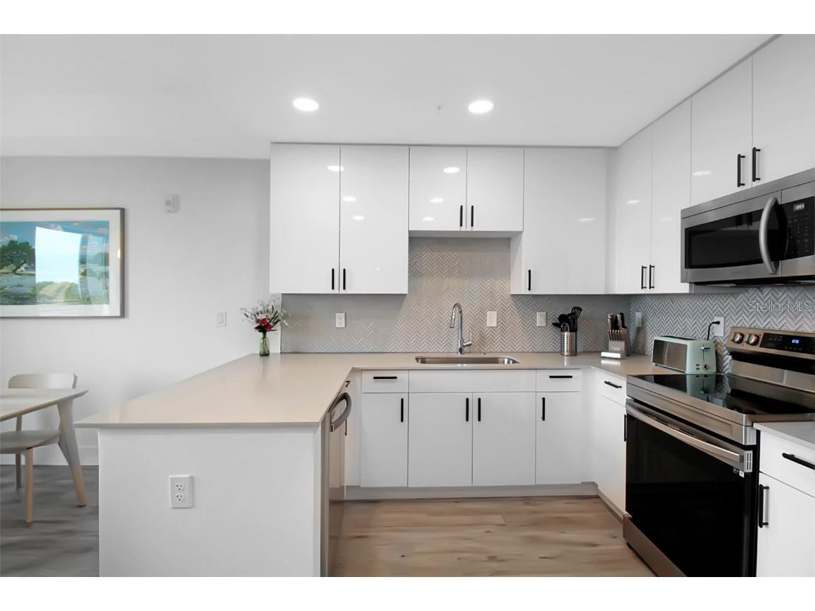 1703 N Tamiami Trail #503 Sarasota FL 34234 A4623746 image49