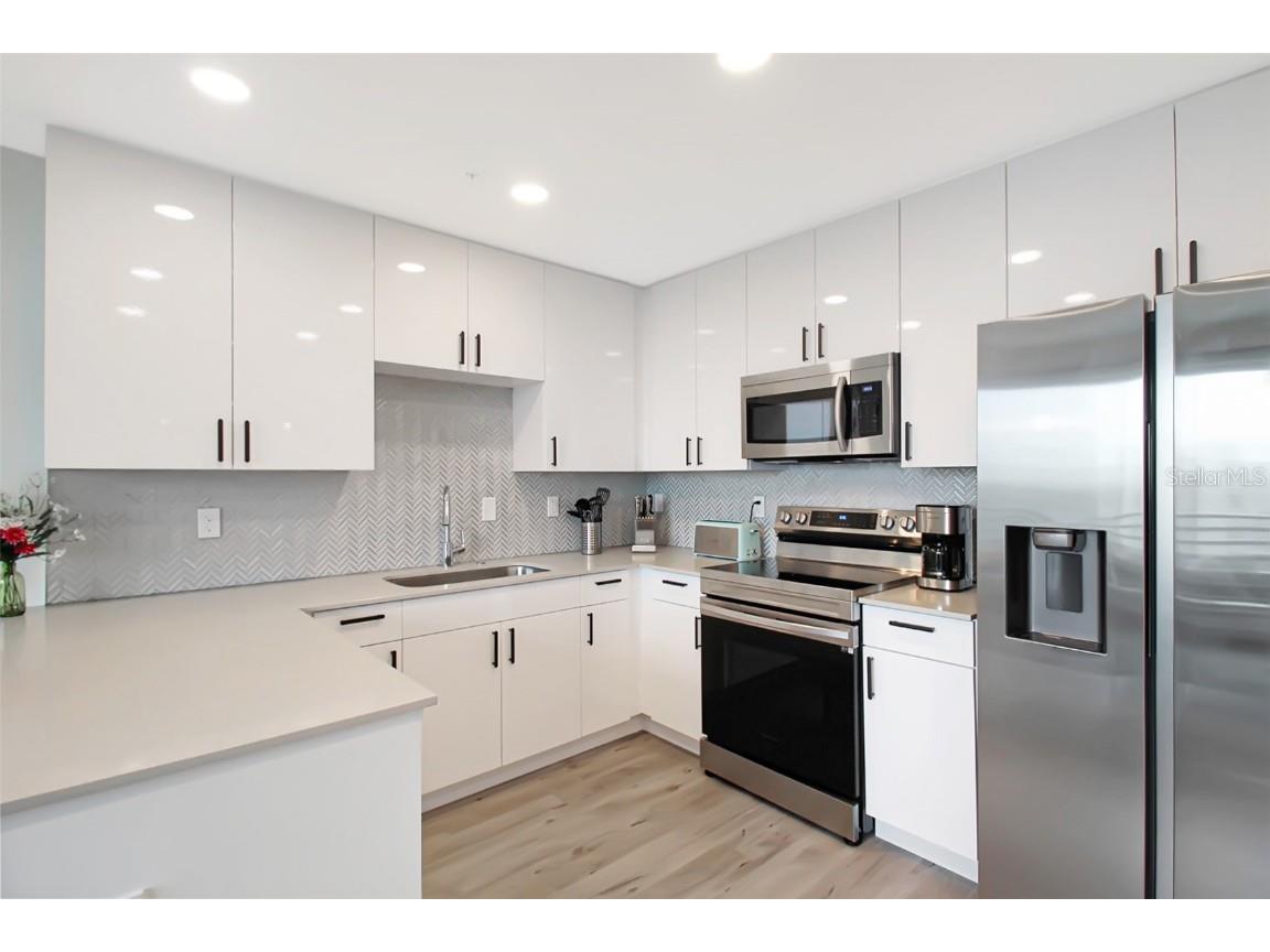 1703 N Tamiami Trail #503 Sarasota FL 34234 A4623746 image50