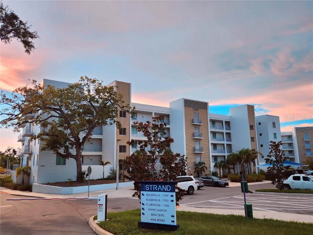 1703 N Tamiami Trail #507 Sarasota FL 34234 TB8417689 image1