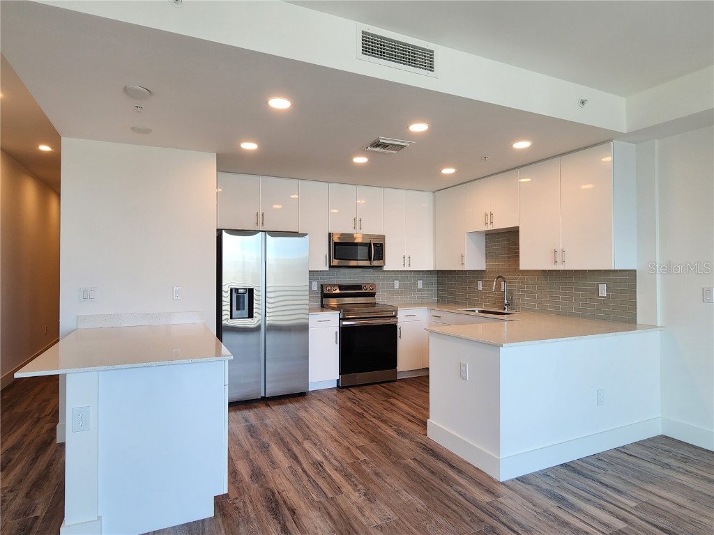 1703 N Tamiami Trail #507 Sarasota FL 34234 TB8417689 image28