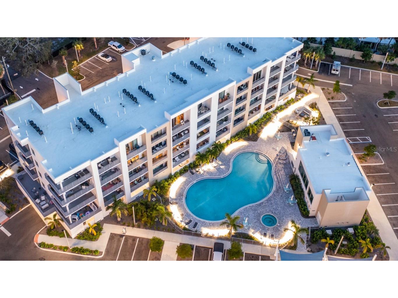 1703 N Tamiami Trail #511 Sarasota FL 34234 A4649626 image1