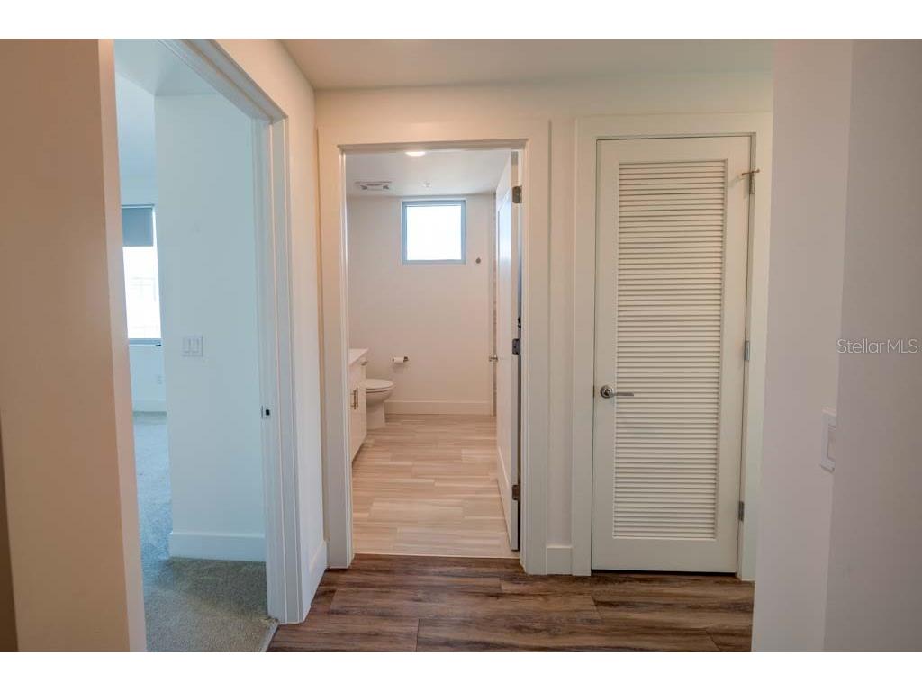 1703 N Tamiami Trail #511 Sarasota FL 34234 A4649626 image12