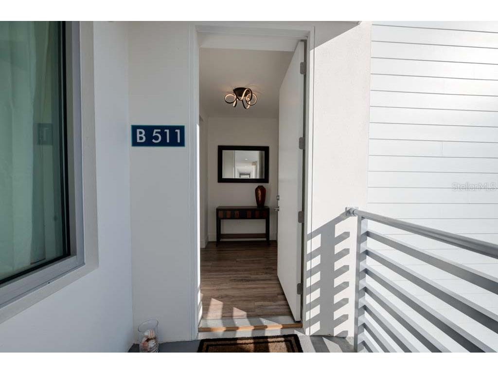 1703 N Tamiami Trail #511 Sarasota FL 34234 A4649626 image3