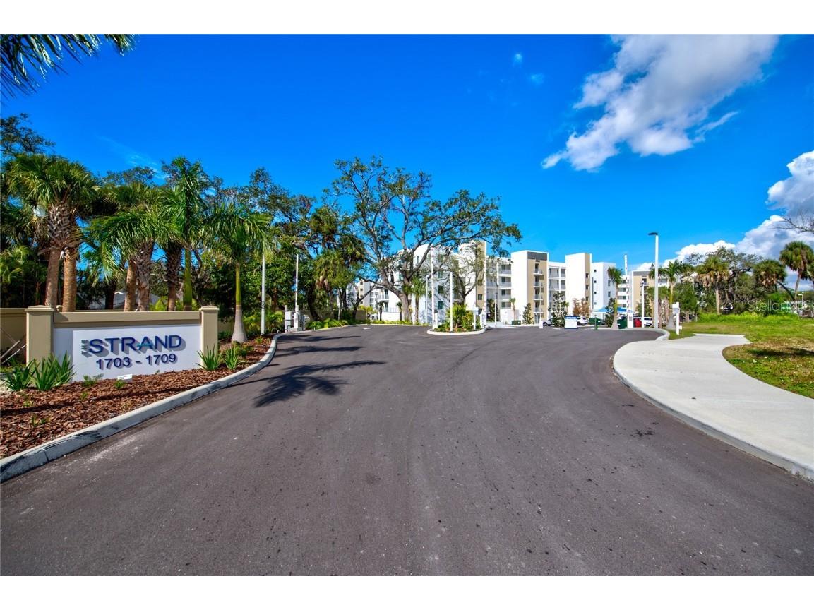 1703 N Tamiami Trail #511 Sarasota FL 34234 A4649626 image32