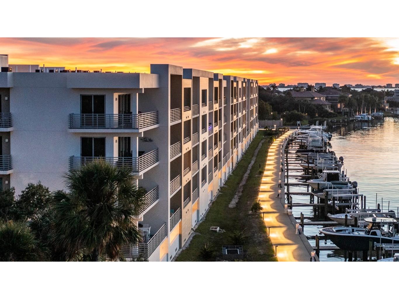 1703 N Tamiami Trail #511 Sarasota FL 34234 A4649626 image33