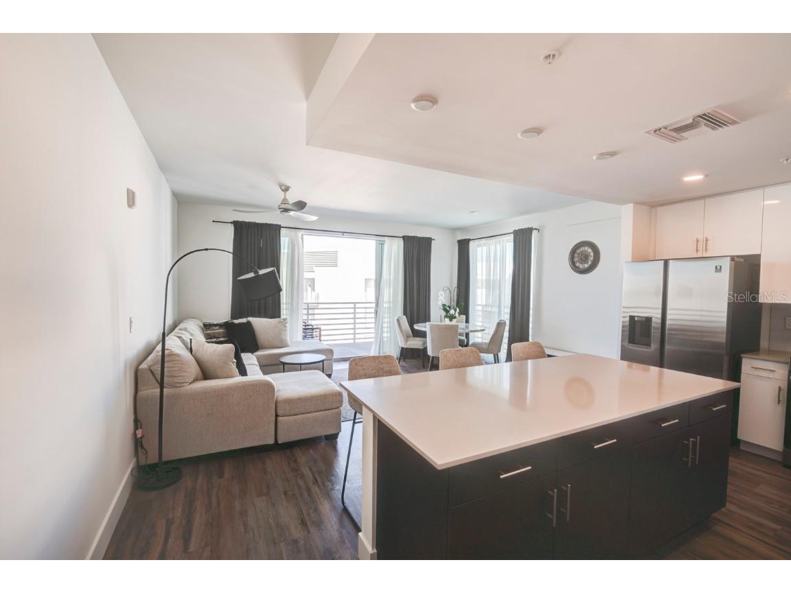 1703 N Tamiami Trail #511 Sarasota FL 34234 A4649626 image5