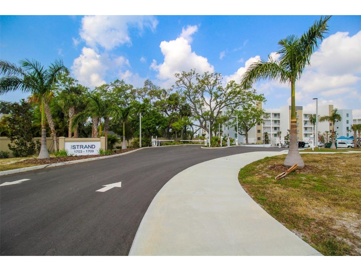 1703 N Tamiami Trail #B406 Sarasota FL 34234 A4564357 image1