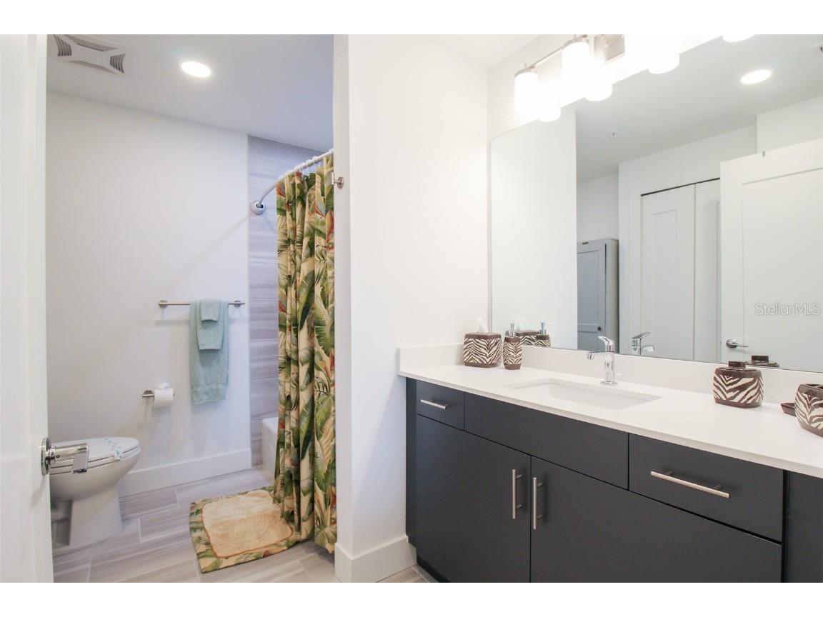 1703 N Tamiami Trail #B406 Sarasota FL 34234 A4564357 image25