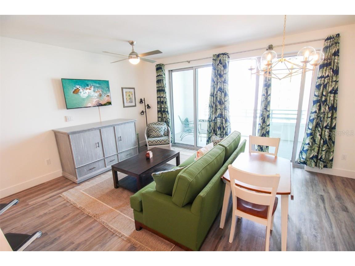 1703 N Tamiami Trail #B406 Sarasota FL 34234 A4564357 image37