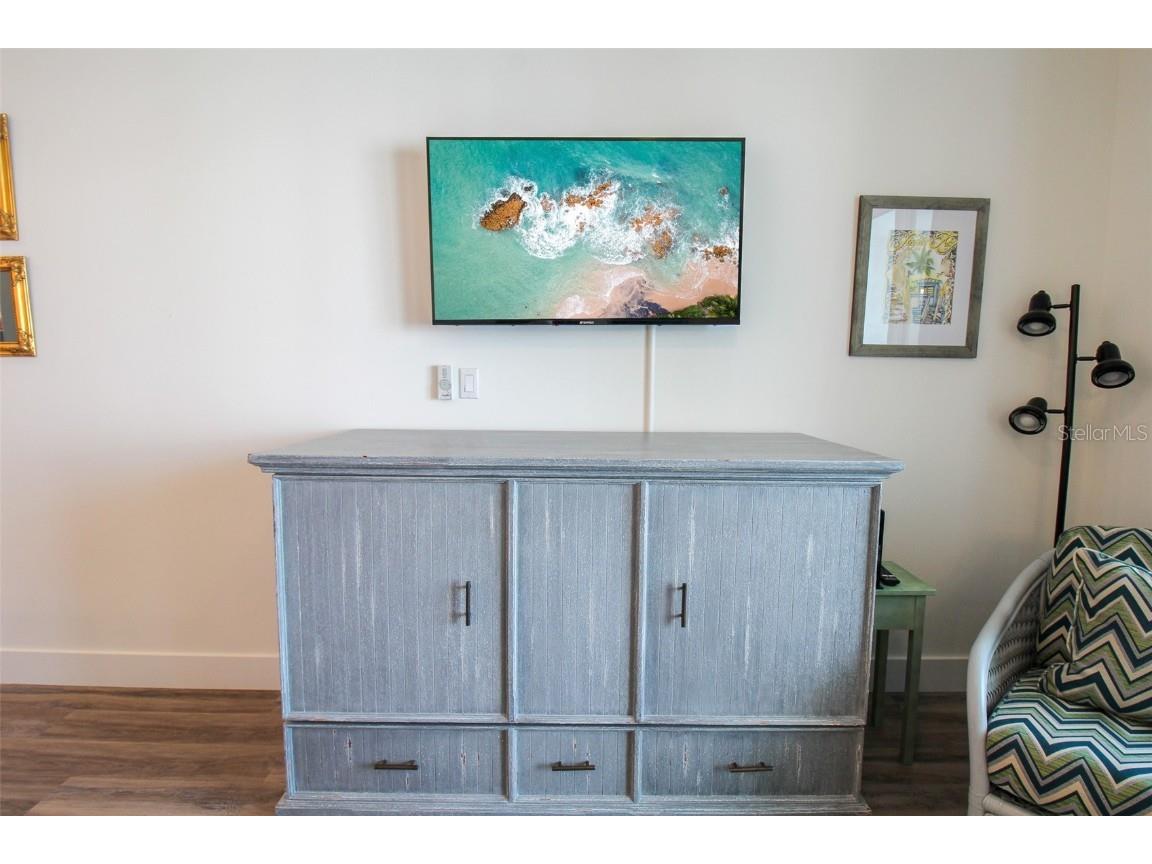 1703 N Tamiami Trail #B406 Sarasota FL 34234 A4564357 image40