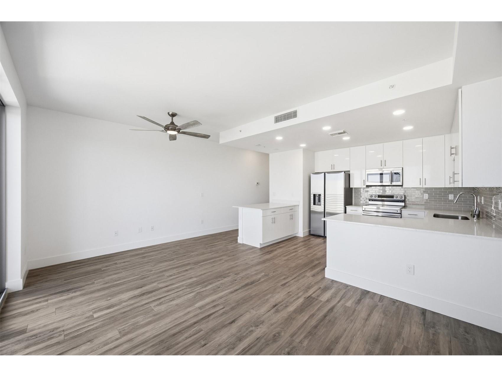 1703 N Tamiami Trail #B507 Sarasota FL 34234 A4678101 image14