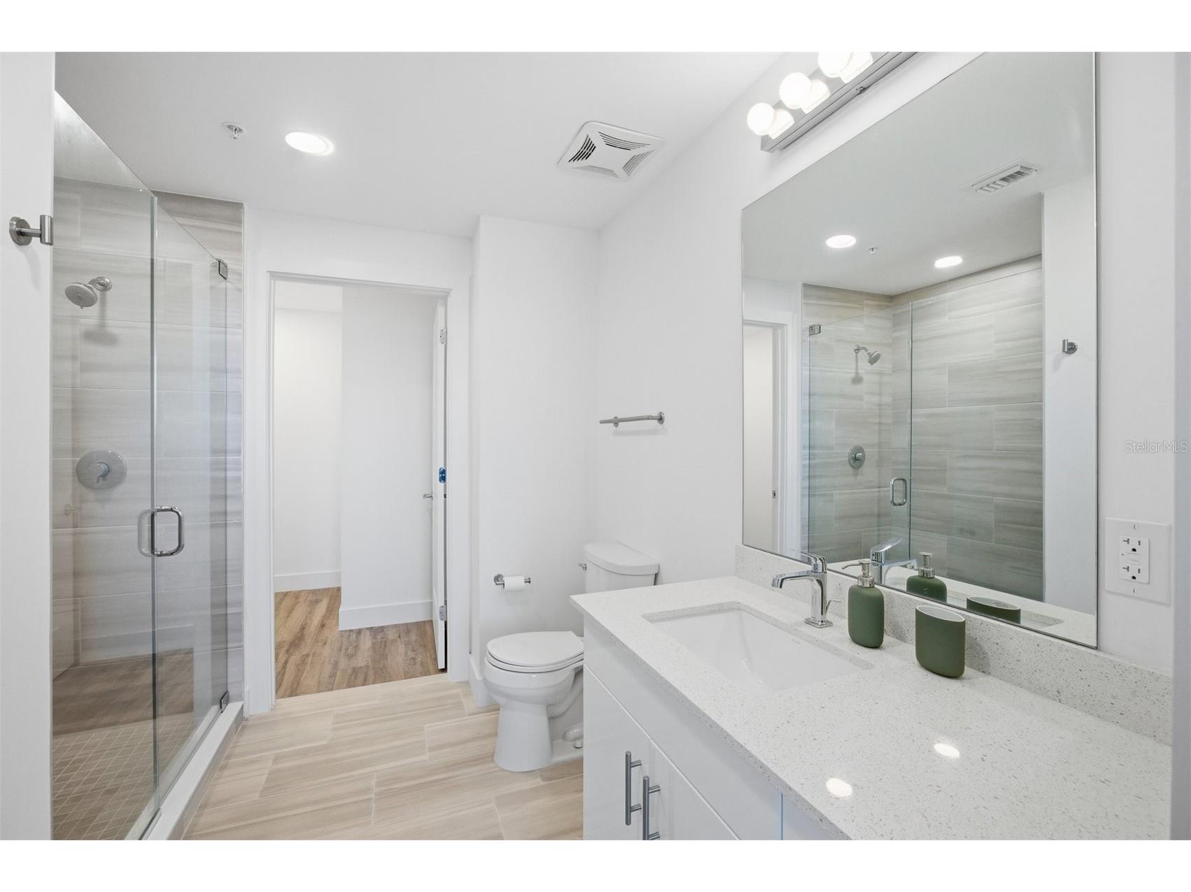 1703 N Tamiami Trail #B507 Sarasota FL 34234 A4678101 image21