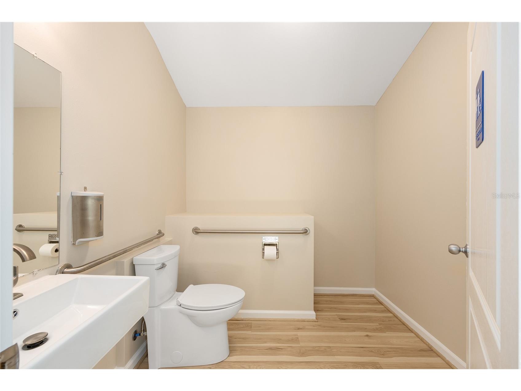 1703 NE 8th Road Ocala FL 34470 OM709643 image25