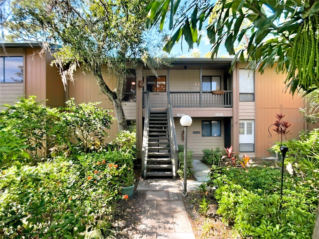 1703 Pelican Cove Road #455 Sarasota FL 34231 - SARASOTA BAY TB8446383 image1