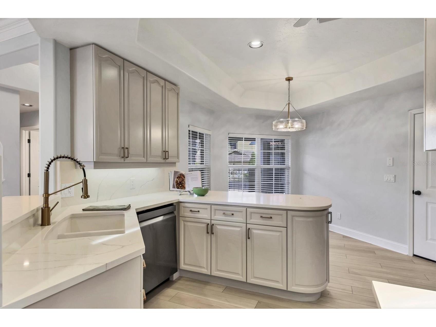 1703 Starling Drive #1703 Sarasota FL 34231 A4668895 image20