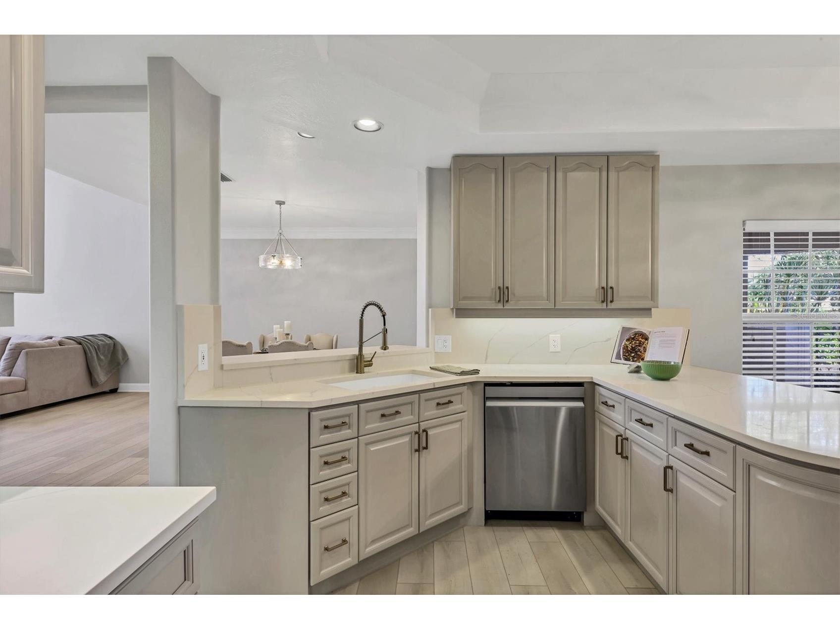 1703 Starling Drive #1703 Sarasota FL 34231 A4668895 image21