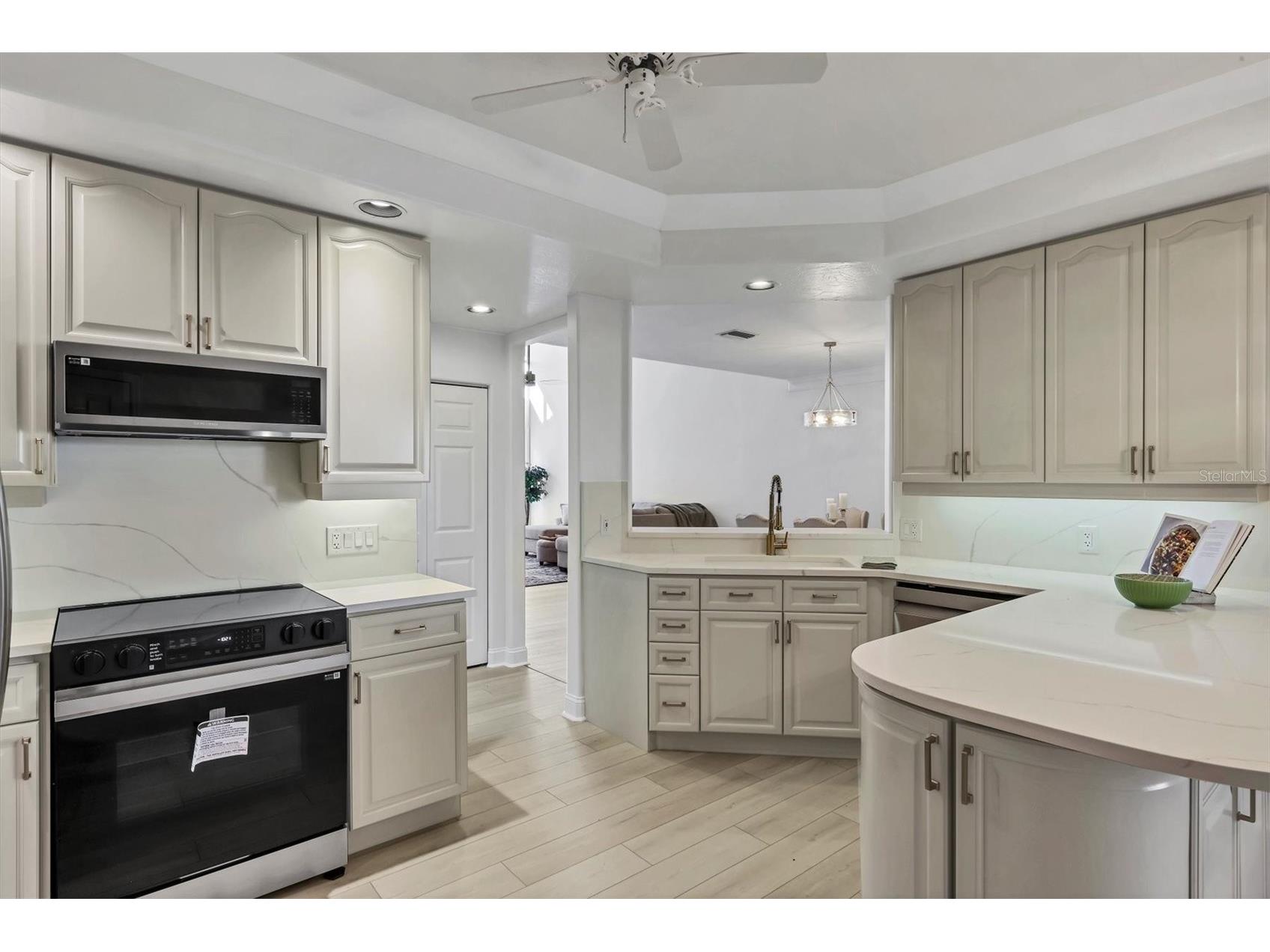 1703 Starling Drive #1703 Sarasota FL 34231 A4668895 image23