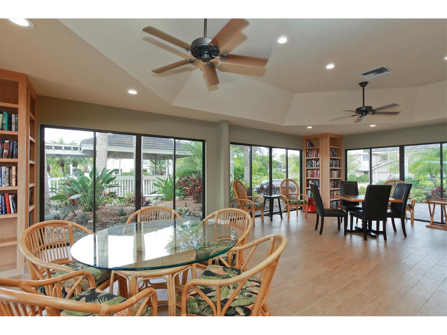 1703 Starling Drive #1703 Sarasota FL 34231 A4668895 image50