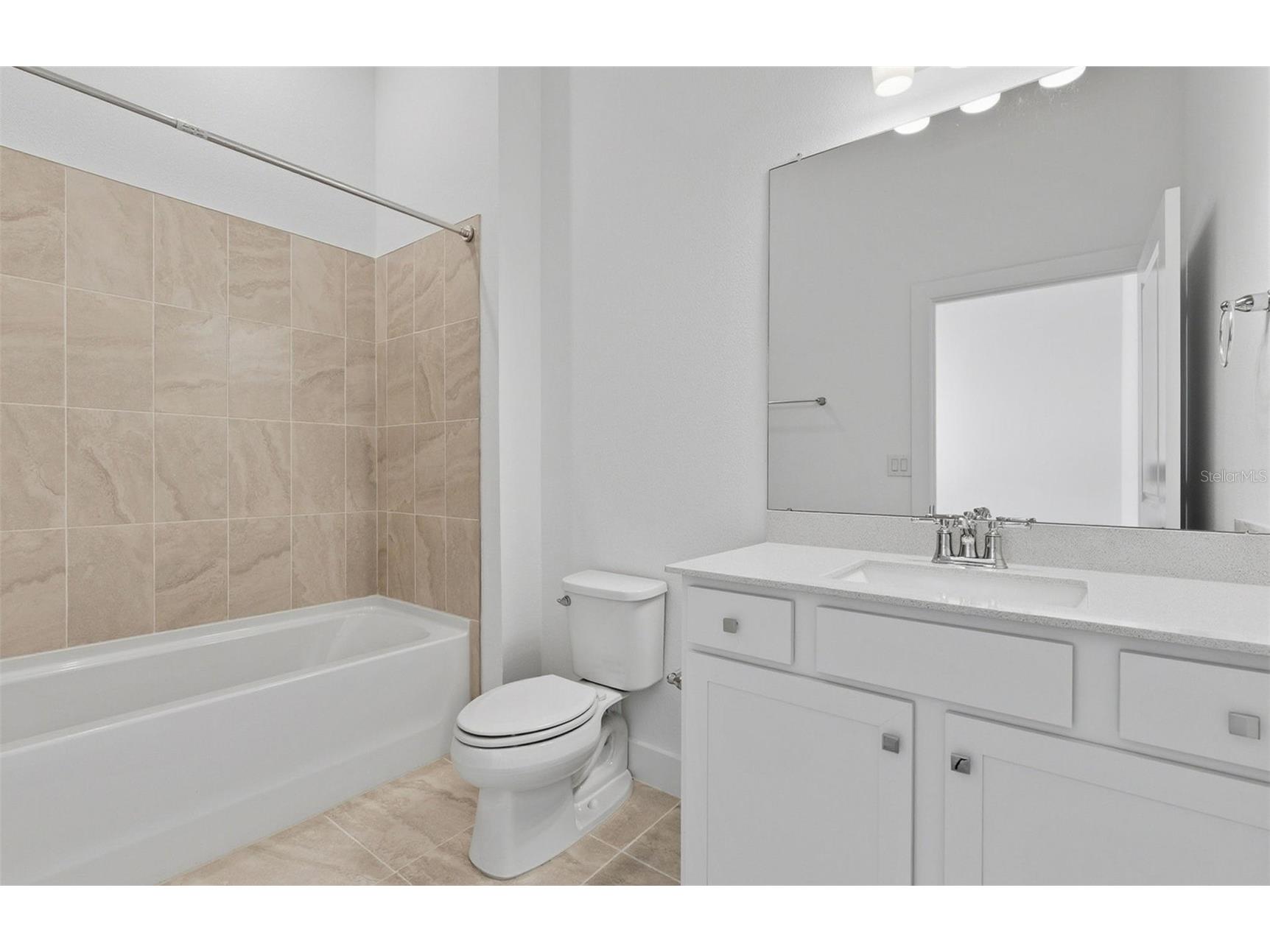 1703 Valier Point Zephyrhills FL 33541 TB8454167 image16