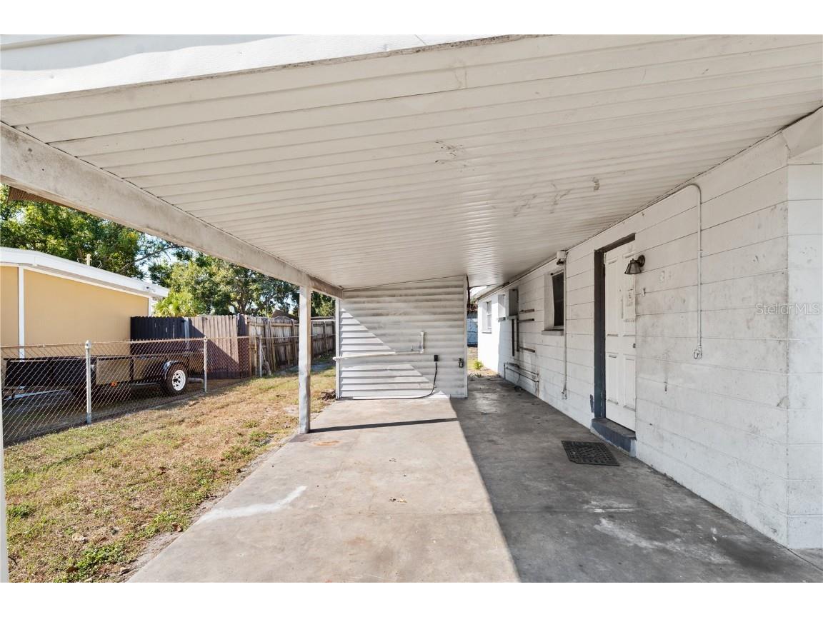 1703 Warrington Way Tampa FL 33619 TB8452225 image12