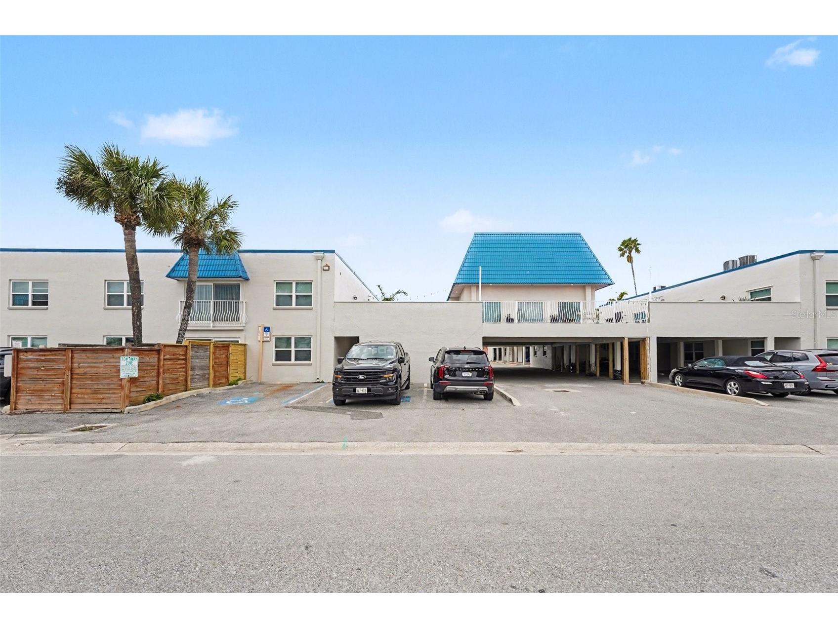 17035 Gulf Boulevard #214 Saint Petersburg FL 33708 TB8480934 image1