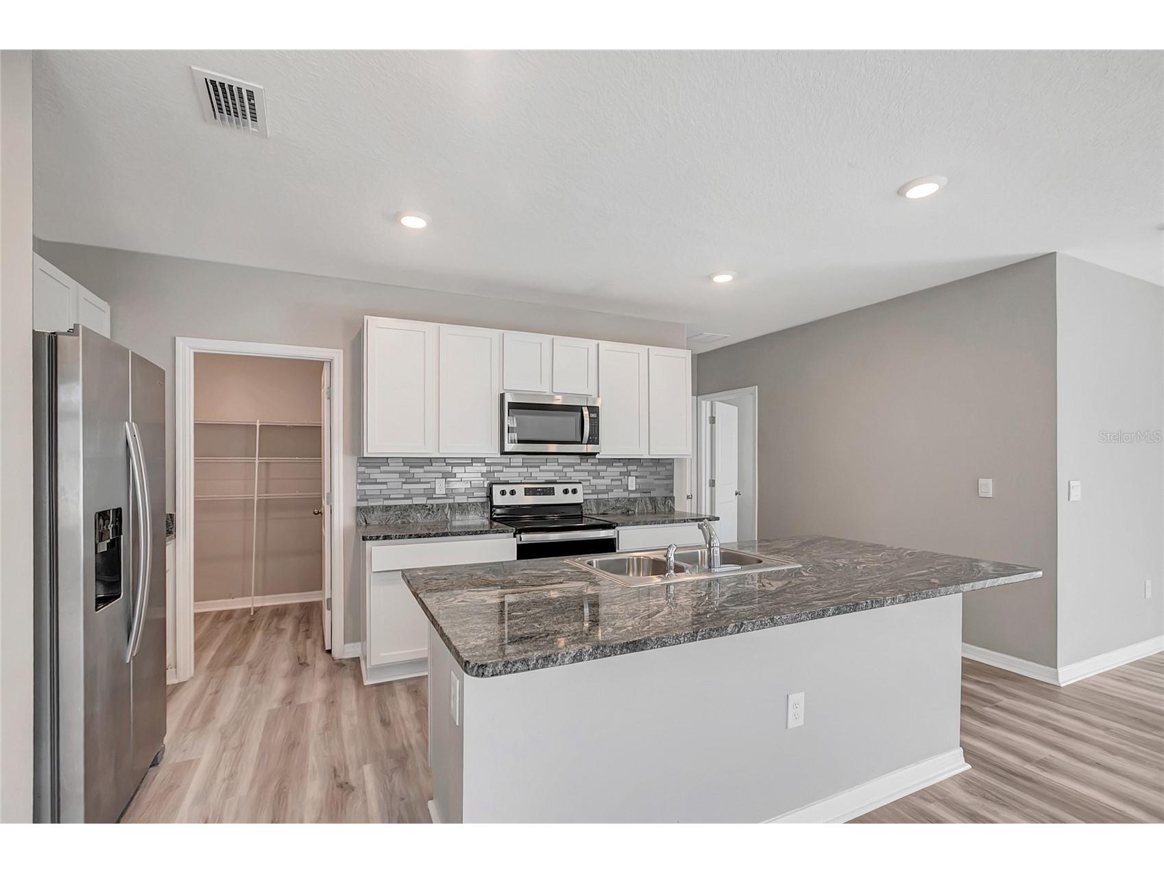 17038 Wave Tressle Place Wimauma FL 33598 TB8508563 image8