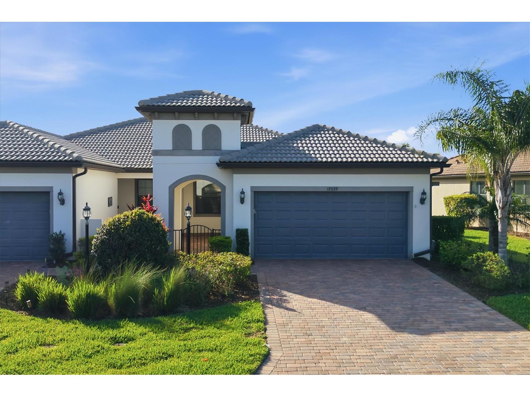 17039 Hampton Falls Terrace Bradenton FL 34202 A4686687 image1