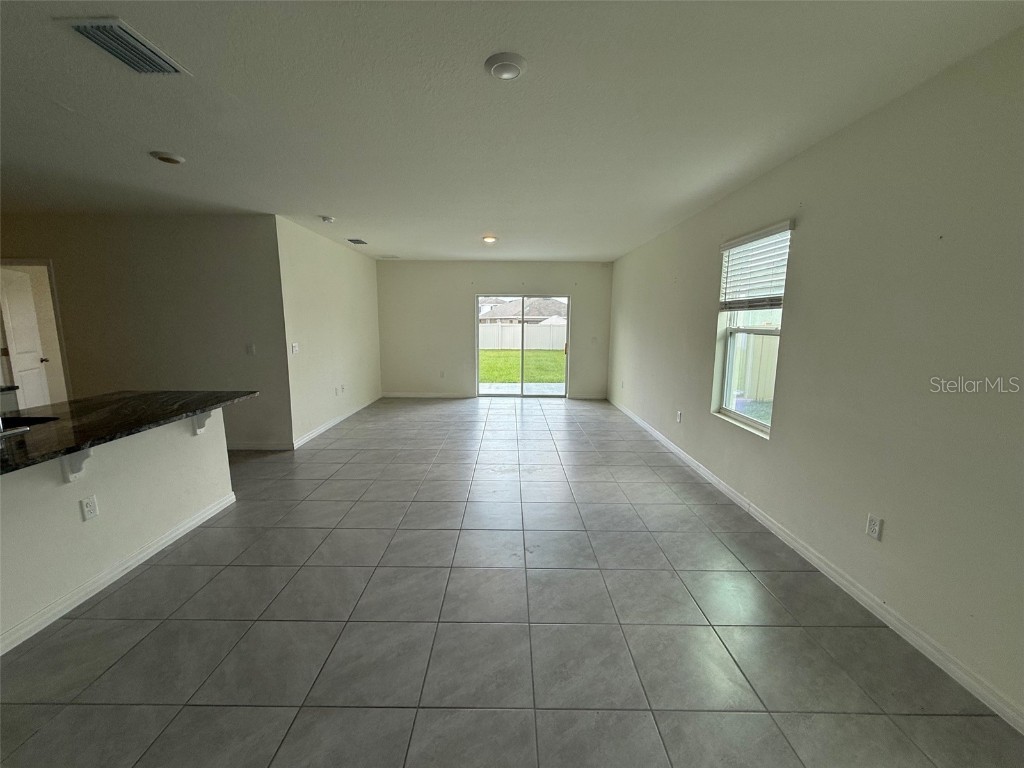 17039 Oval Rum Drive Wimauma FL 33598 W7879551 image4