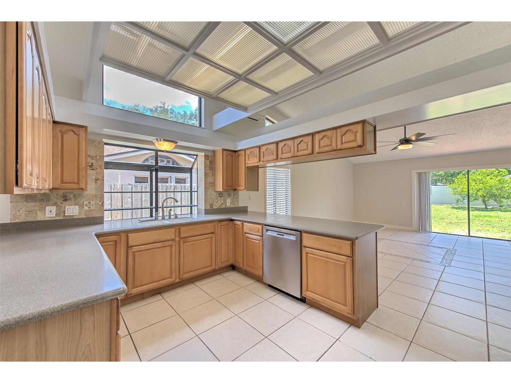 1704 Cape Bend Avenue Tampa FL 33613 TB8513723 image24