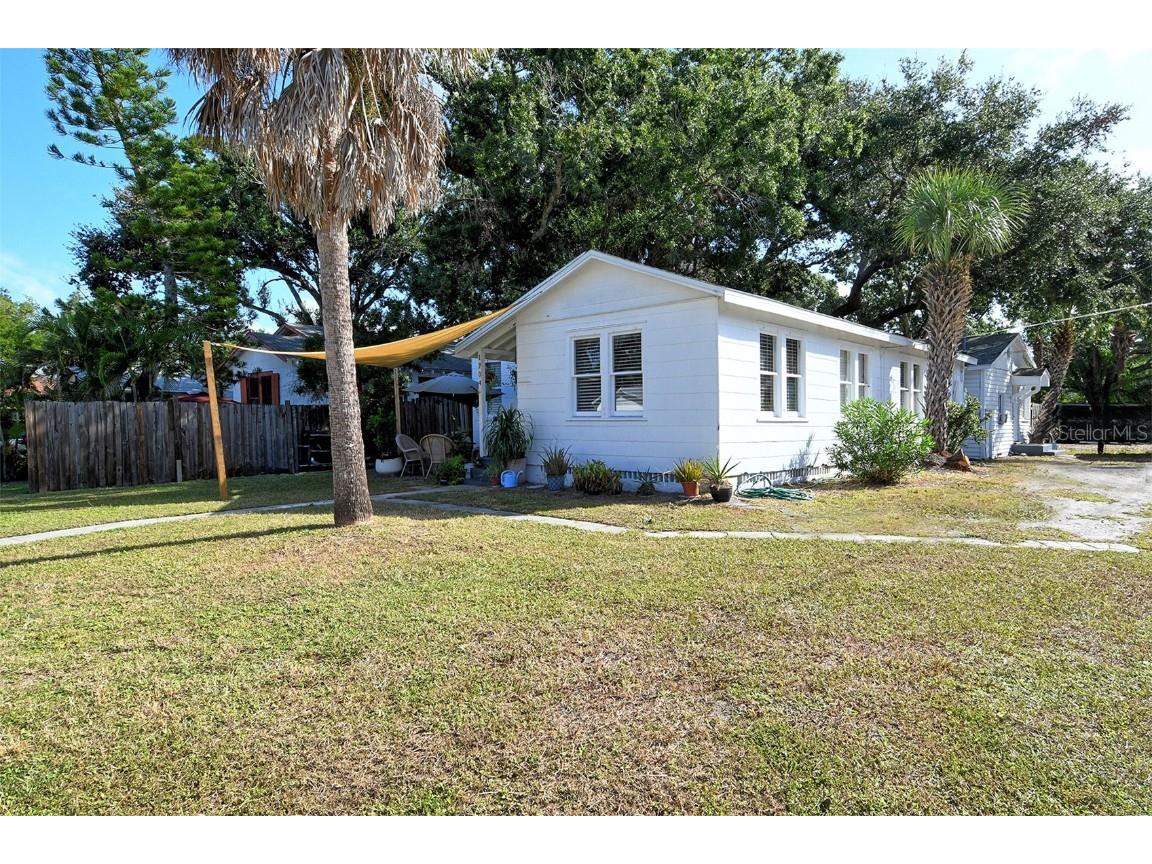 1704 Cocoanut Avenue Sarasota FL 34234 A4666635 image4