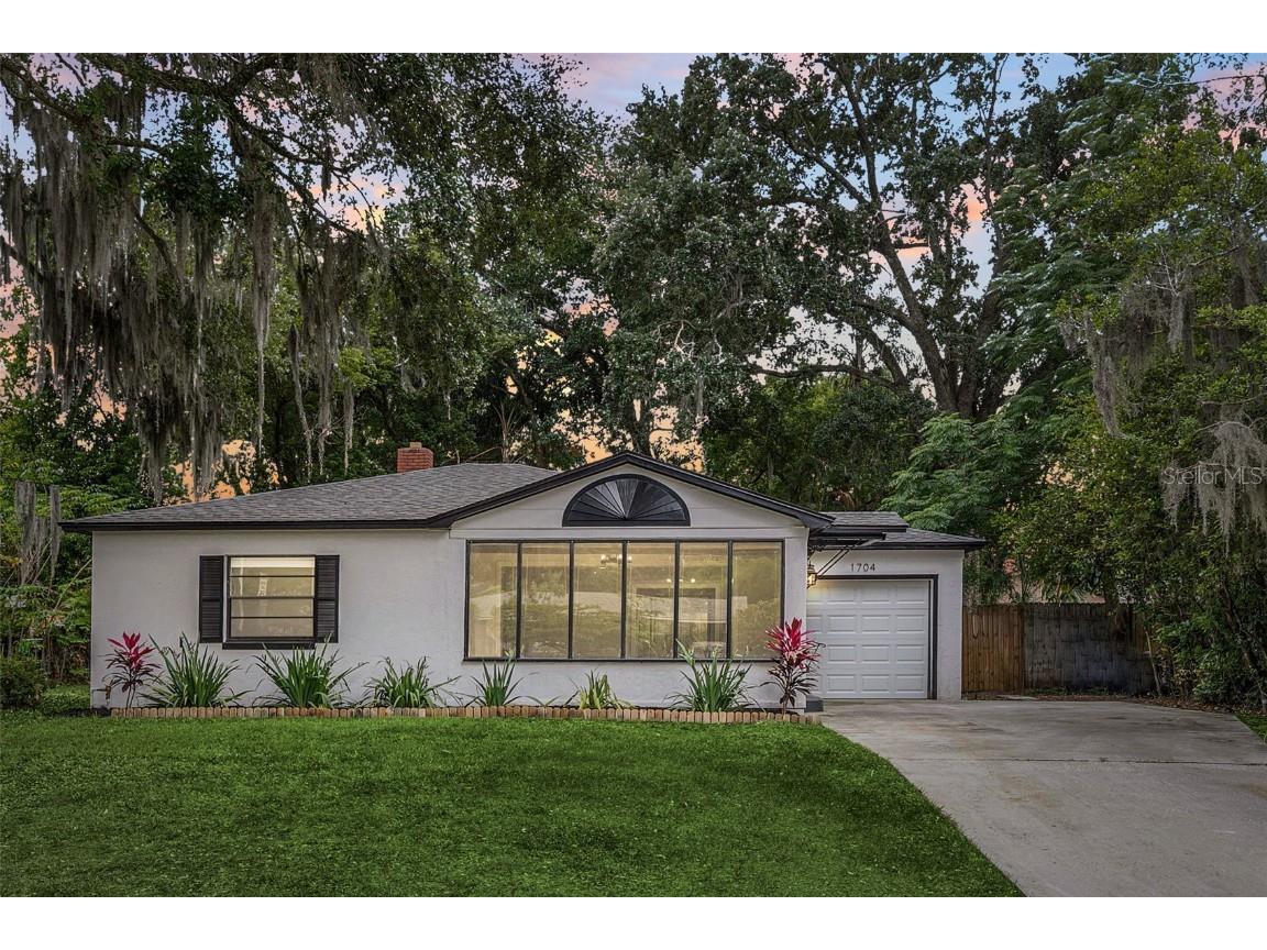 1704 Curry Ford Road Orlando FL 32806 A4608921 image1