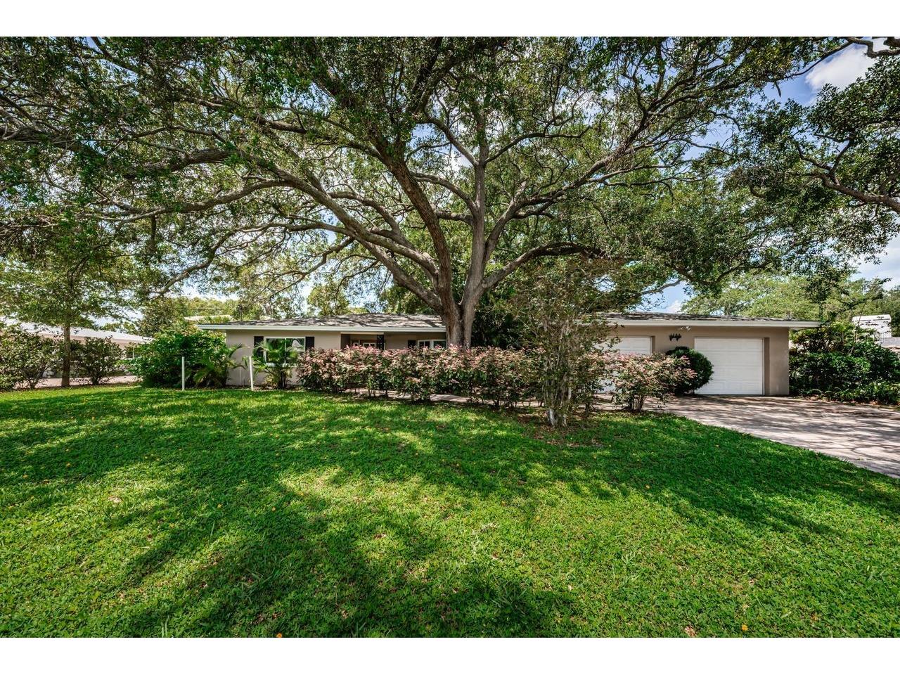 1704 Cypress Avenue Belleair FL 33756 TB8490017 image65