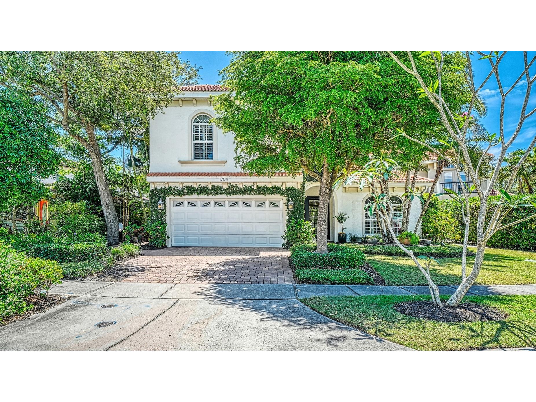 1704 Fortuna Street Sarasota FL 34239 A4689929 image2