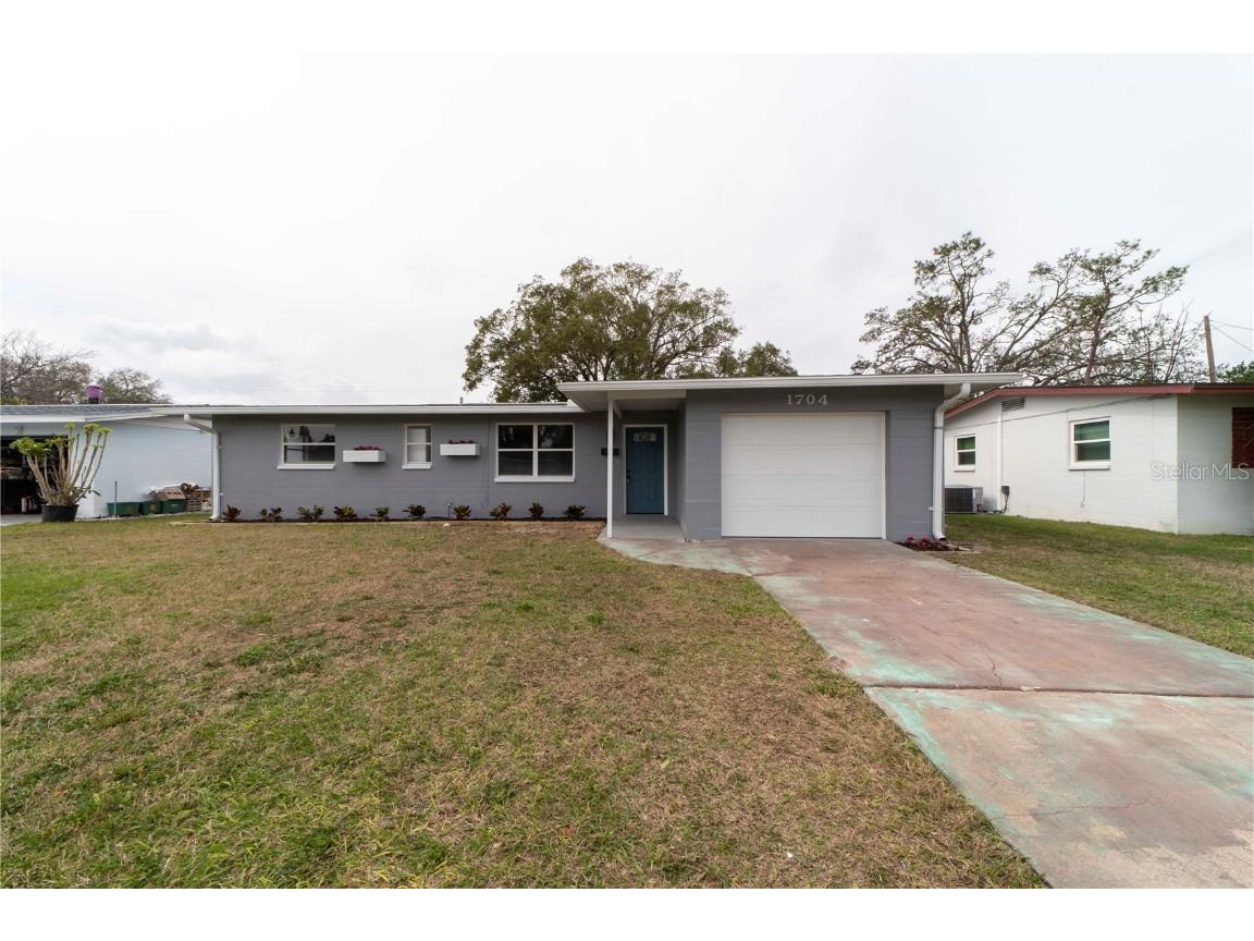 1704 Golfview Boulevard South Daytona FL 32119 O6090044 image1