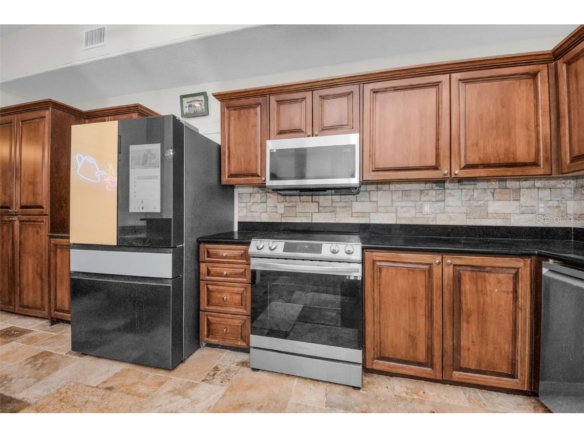 1704 Lago Vista Boulevard Palm Harbor FL 34685 - LAKE TARPON TB8448718 image14