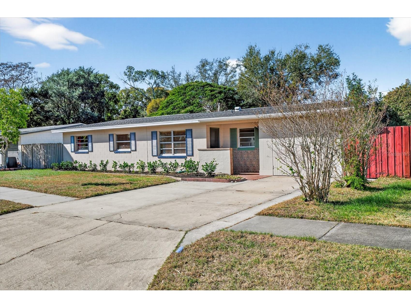 1704 Larkin Avenue Orlando FL 32812 O6375985 image1