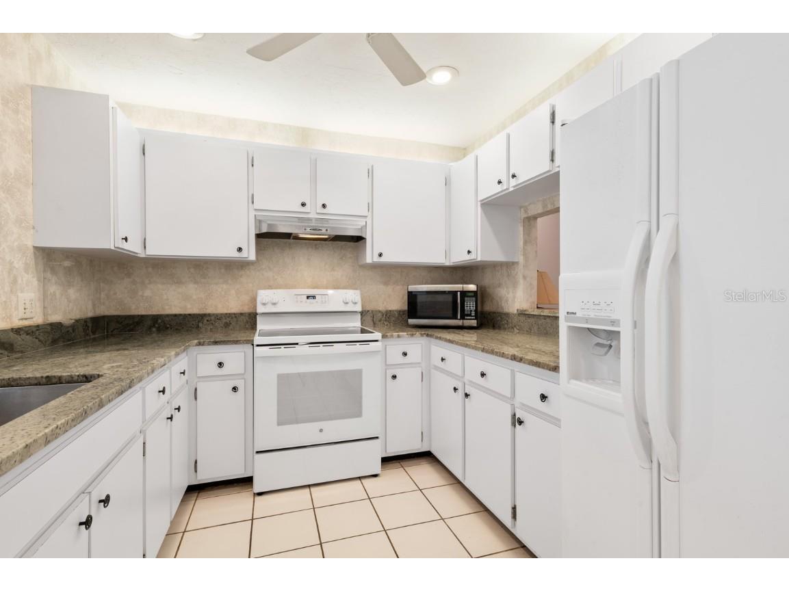 1704 Pelican Cove Road #T138 Sarasota FL 34231 - SARASOTA BAY A4669335 image6