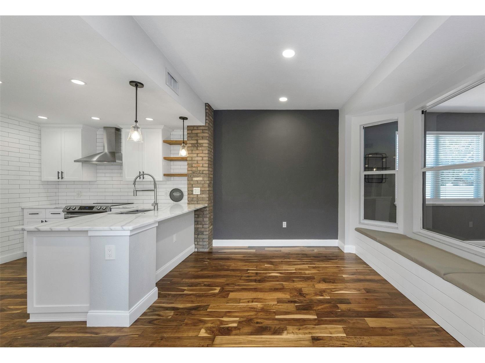 1704 Split Fork Drive Oldsmar FL 34677 TB8527058 image10