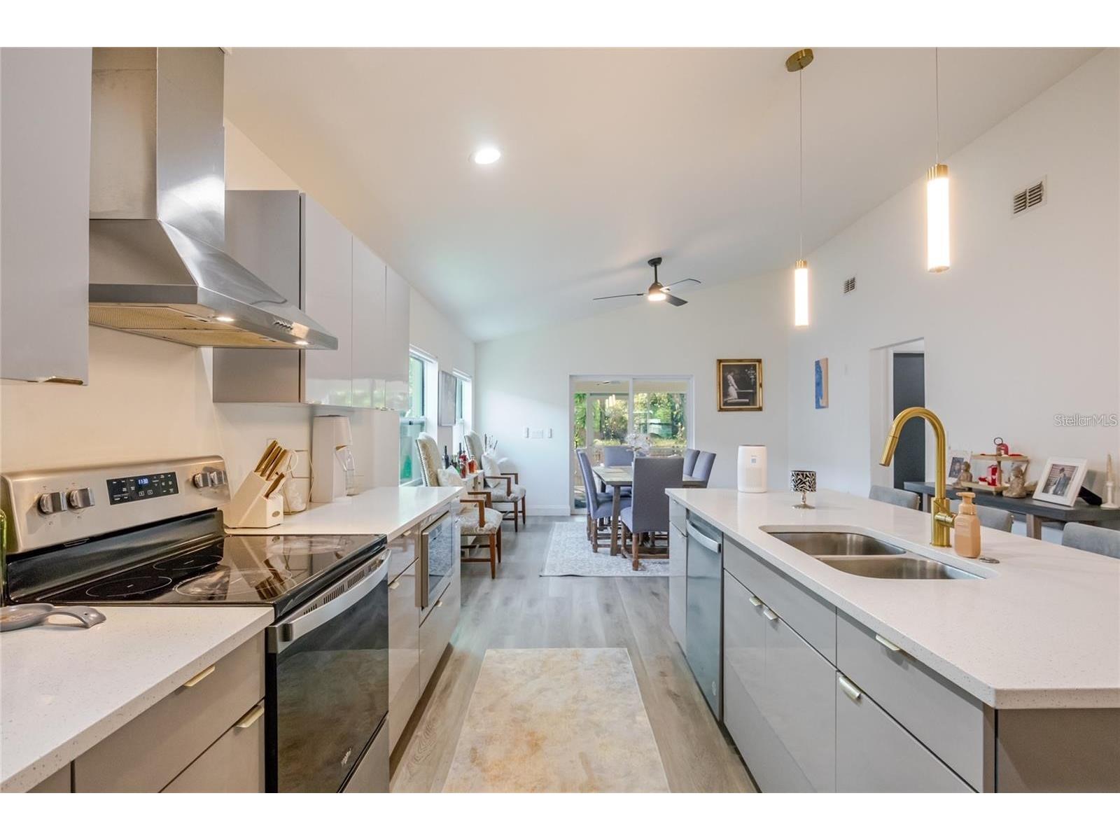 1704 W Hanna Avenue Tampa FL 33604 L4961916 image13