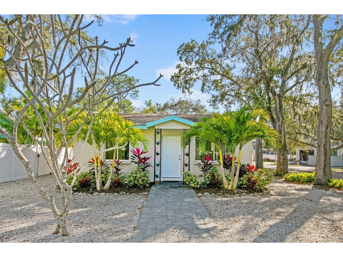 1704 Wisconsin Lane Sarasota FL 34239 A4594108 image1