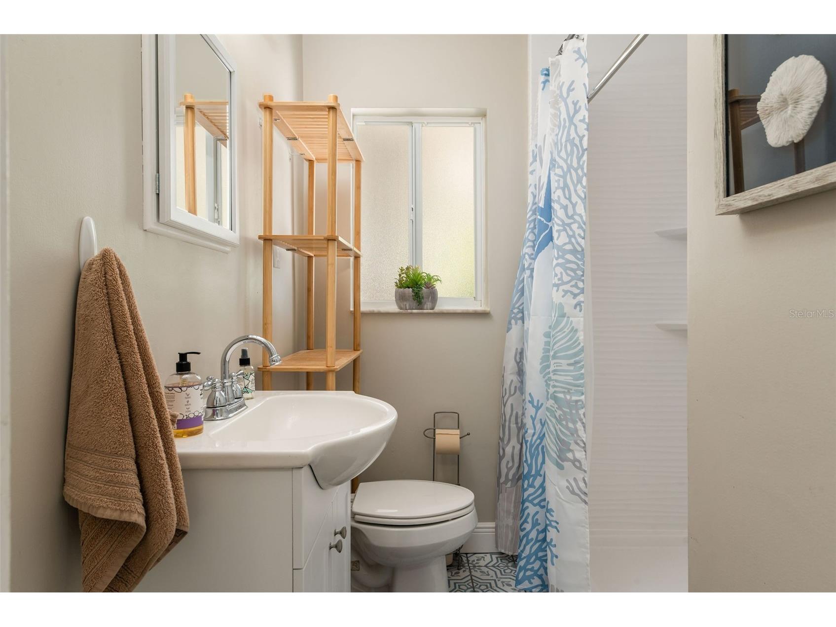 1704 Wisconsin Lane Sarasota FL 34239 A4683524 image13